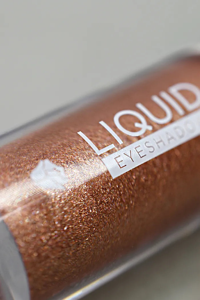 SOMBRA LIQUIDA METALIZADA EFECTO ILUMINADOR