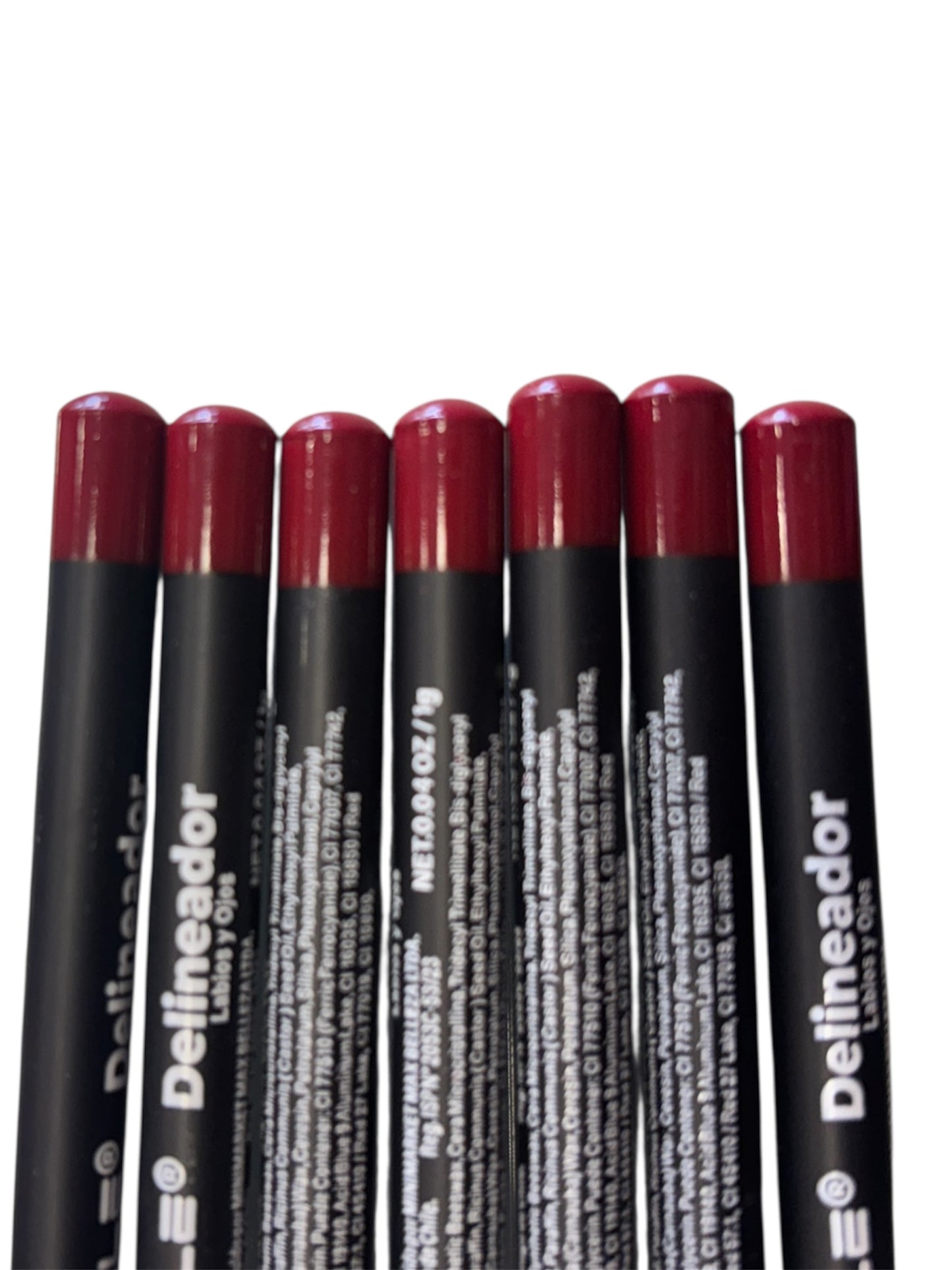 DELINEADOR DE LABIOS Y OJOS (palo) 1unidad.
