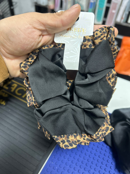 COLET SCRUNCHIES (NEGRO Y ANIMAL PRINT)