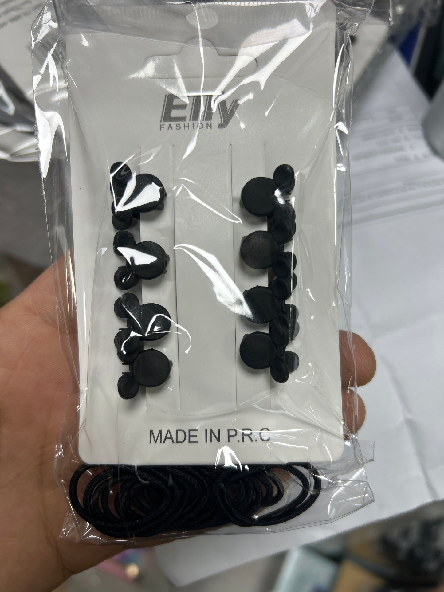 COLET Y PINCHES NEGROS PEQUEÑOS