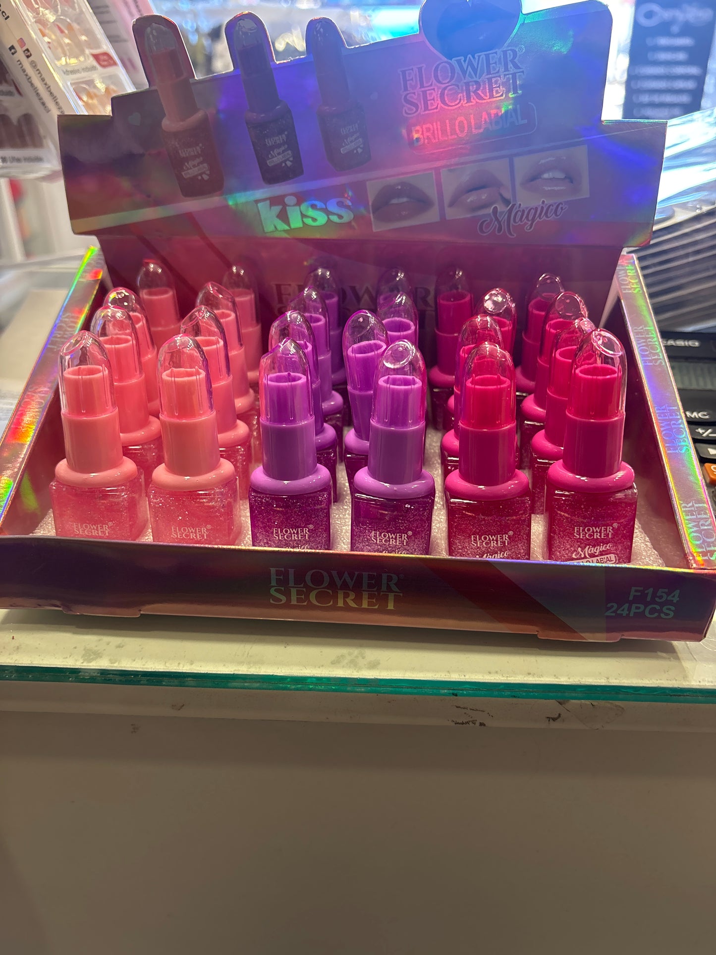 LABIAL NIÑA TIPO ESMALTE