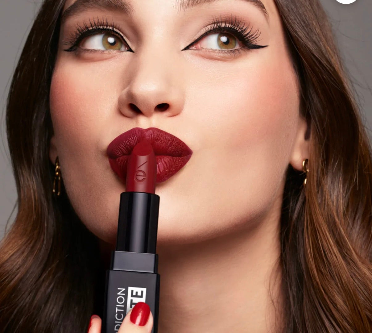 LABIAL MATE COLOR ADDICTION 4g PIMIENTA CALIENTE ESIKA